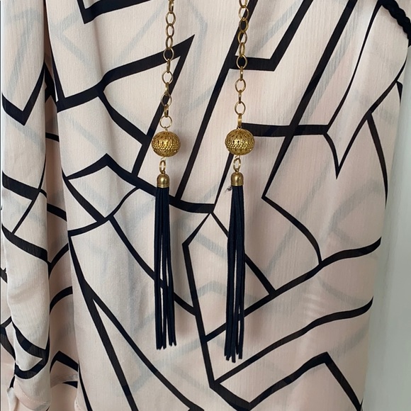 Nude Geometric Pattern Tunic - Picture 2 of 3